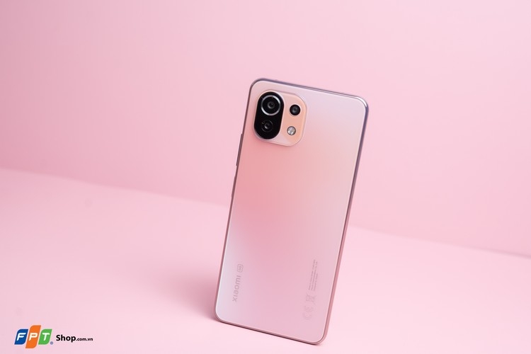 Thiết kế mỏng nhẹ Xiaomi 11 Lite 5G NE