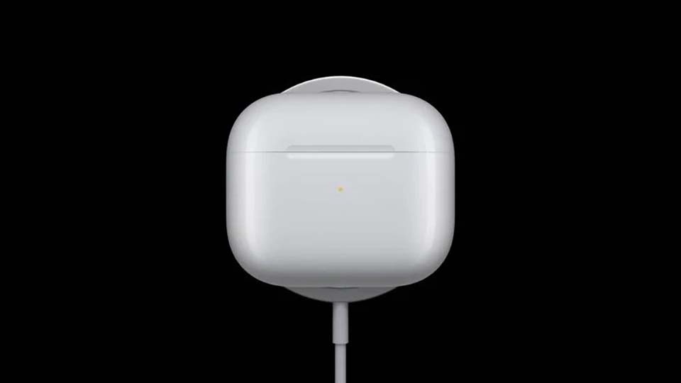 AirPods 3 là chiếc tai nghe đầu tiên của Apple có case sạc chống nước AirPods 3 là chiếc tai nghe đầu tiên của Apple có case sạc chống nước