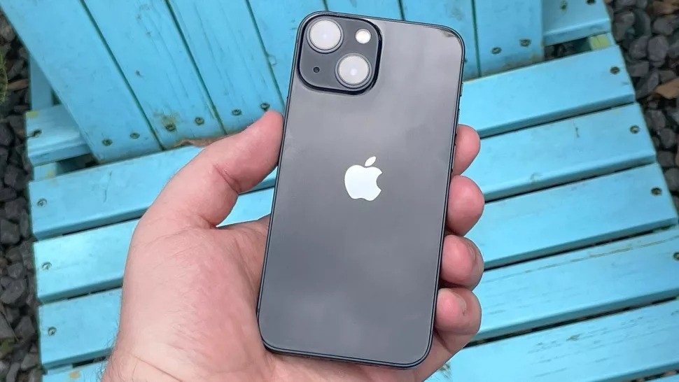 So sánh iPhone 13 mini và iPhone SE 2020 (ảnh 8)