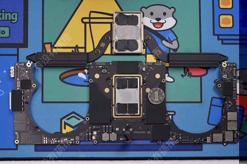 Mổ bụng MacBook Pro 14 inch và 16 inch (ảnh 4)