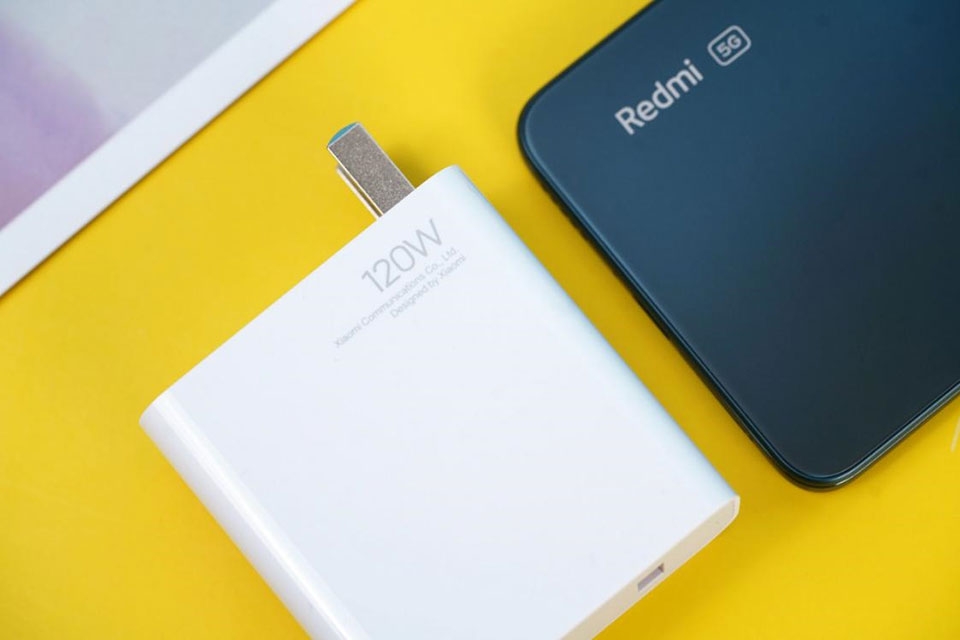 Xiaomi Redmi Note 11 Pro+ hỗ trợ sạc nhanh 120W