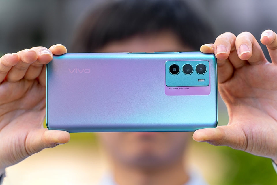vivo T1 có 3 camera sau vivo T1 có 3 camera sau