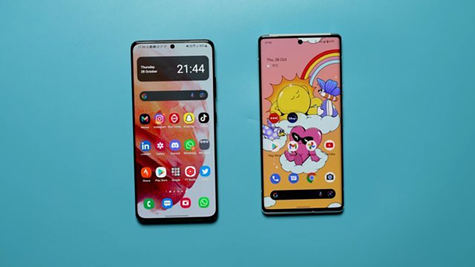 So sánh sạc nhanh Galaxy S21 và Pixel 6 Pro
