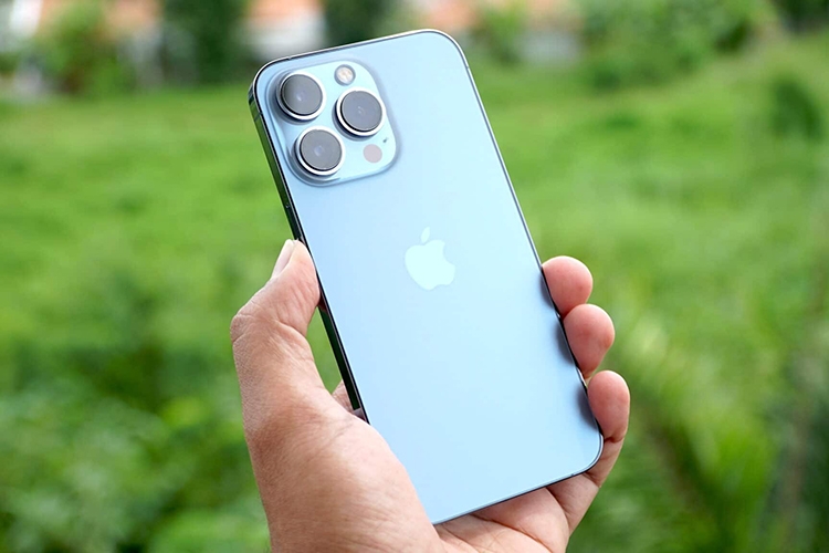 Apple “hy sinh” iPad để thúc đẩy lô hàng dòng iPhone 13