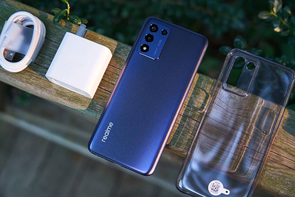 Màu Xanh của Realme Q3s Màu Xanh của Realme Q3s