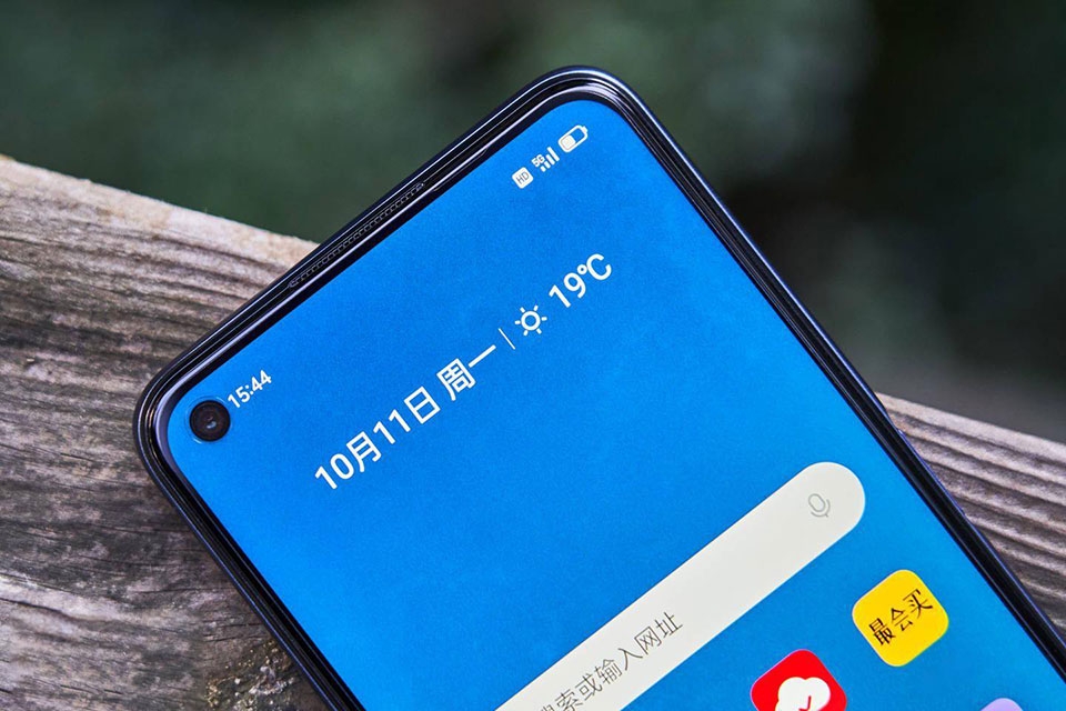 Realme Q3s có màn 144Hz Realme Q3s có màn 144Hz