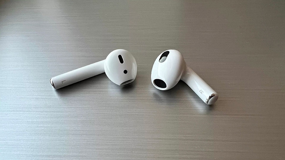 AirPods 3 và AirPods 2