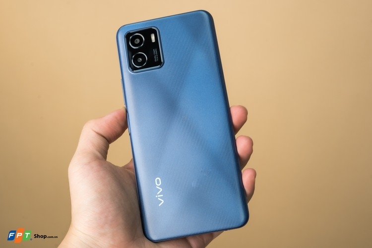 Thiết kế vivo Y15s