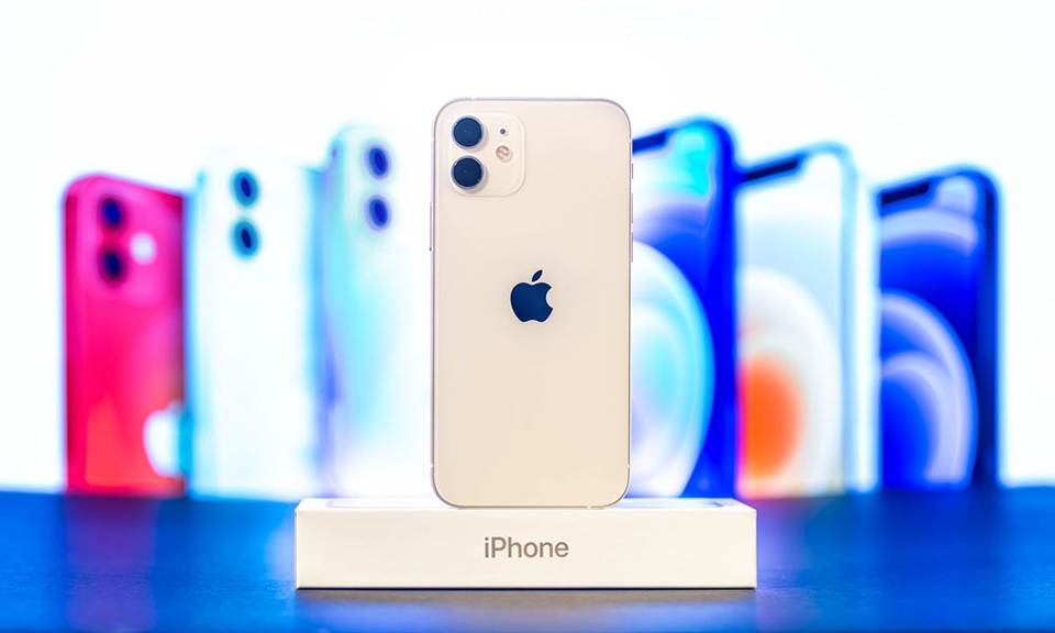 iPhone 12 iPhone 12