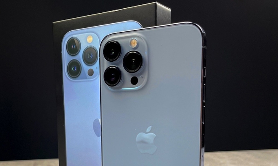 iPhone 13 Pro iPhone 13 Pro
