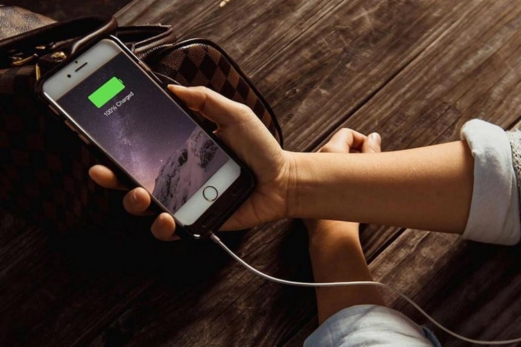 Đây là cách để bạn nhận biết iPhone đang sạc nhanh cực chính xác (2)