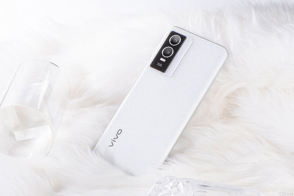 vivo Y76s - Ảnh 01 vivo Y76s - Ảnh 01