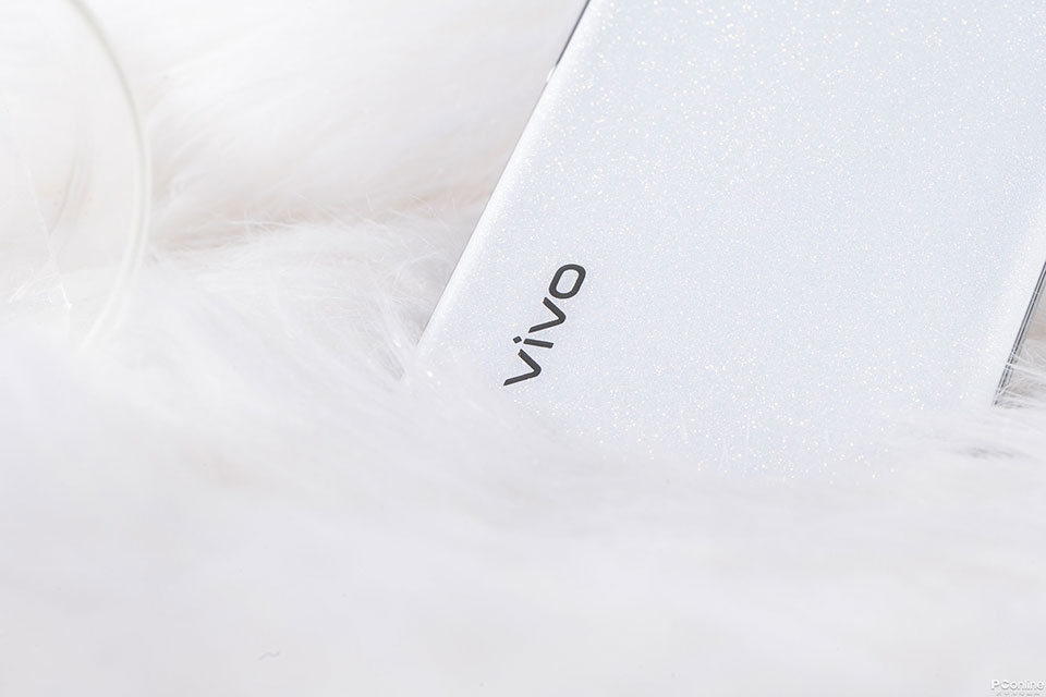 vivo Y76s - Ảnh 02 vivo Y76s - Ảnh 02