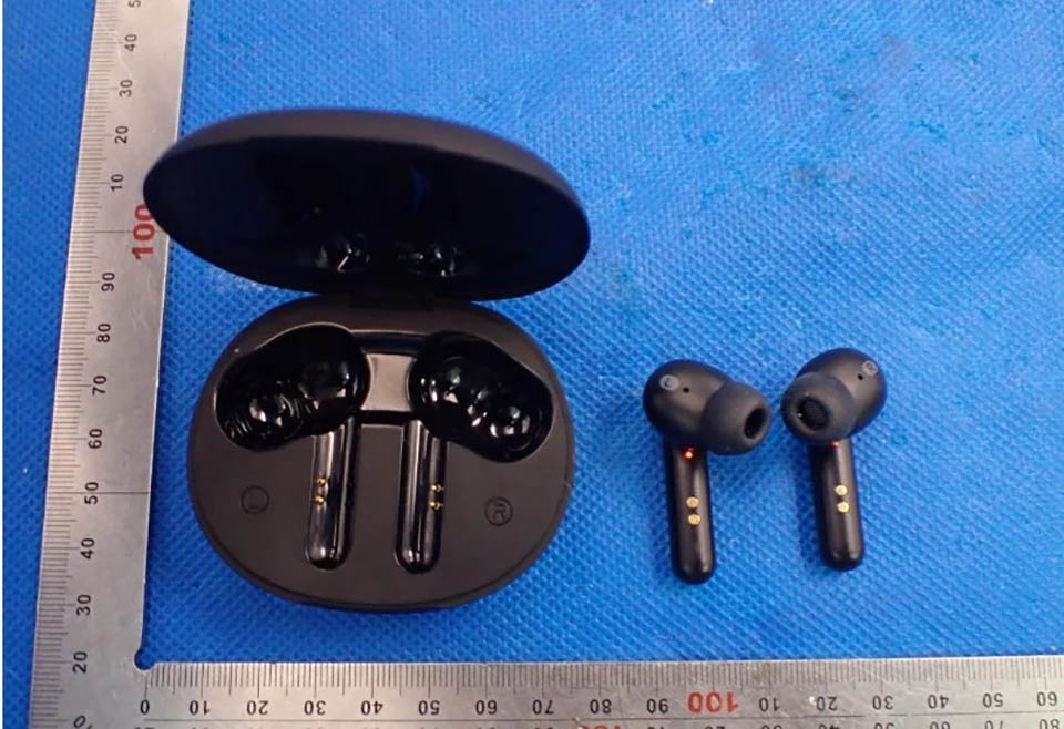 Tai nghe Nokia TWS-731 (ảnh 1) Tai nghe Nokia TWS-731 (ảnh 1)