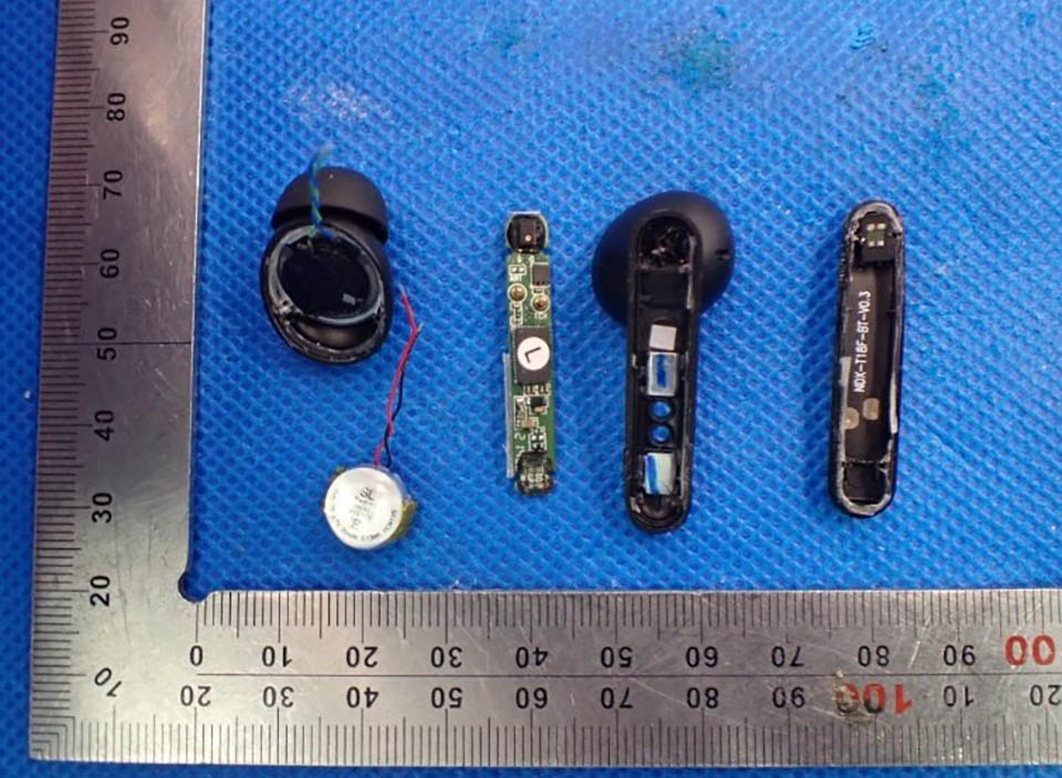Tai nghe Nokia TWS-731 (ảnh 4) Tai nghe Nokia TWS-731 (ảnh 4)