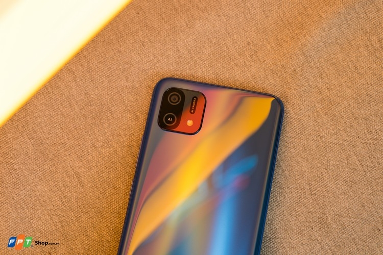 Trên tay OPPO A16K: Thiết kế trẻ trung, pin lớn, cấu hình ổn, giá 3.69 triệu đồng