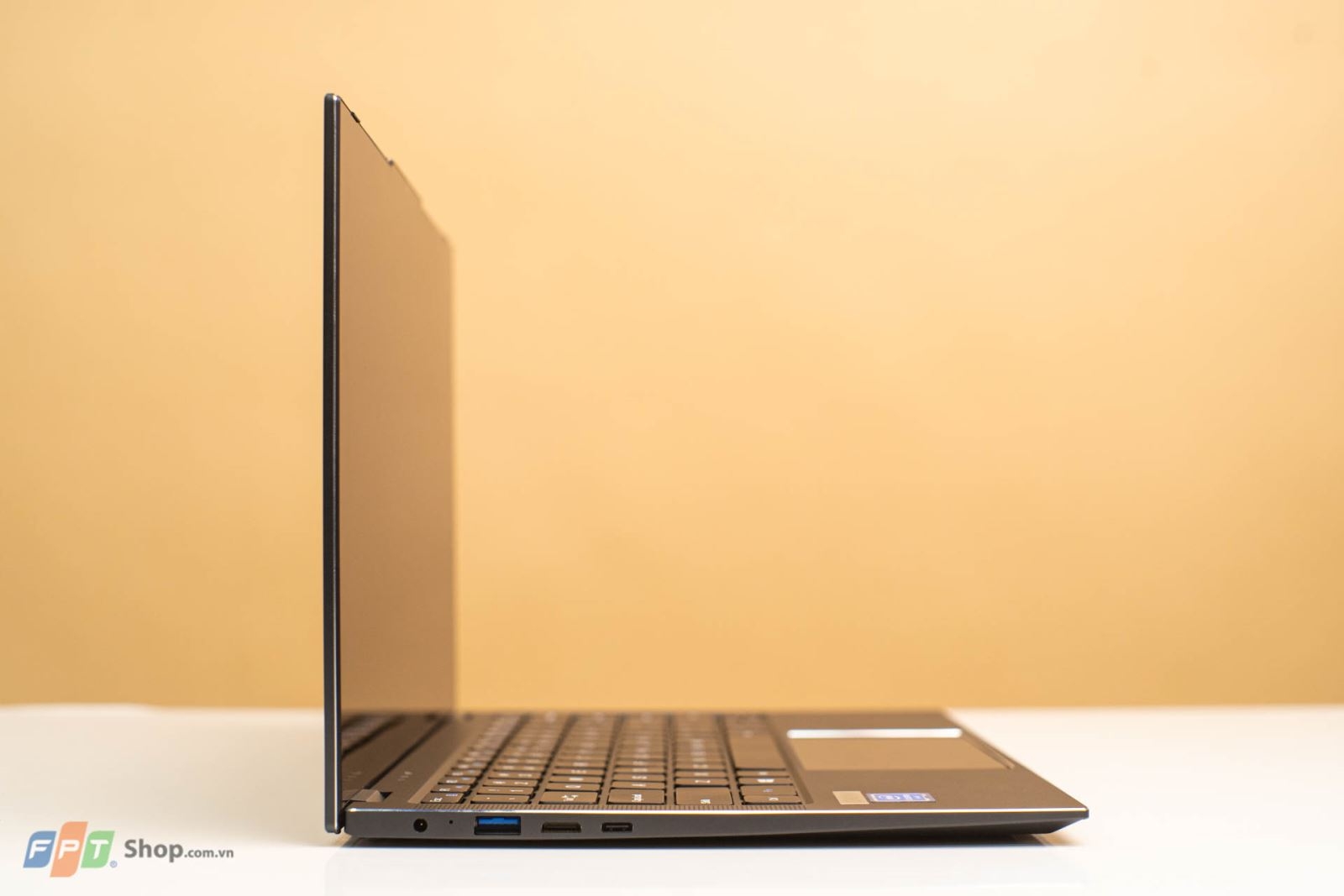 Laptop Chuwi LarkBook