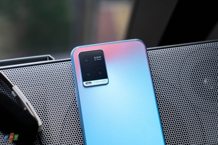 vivo Y33s có cụm 3 camera siêu sắc nét