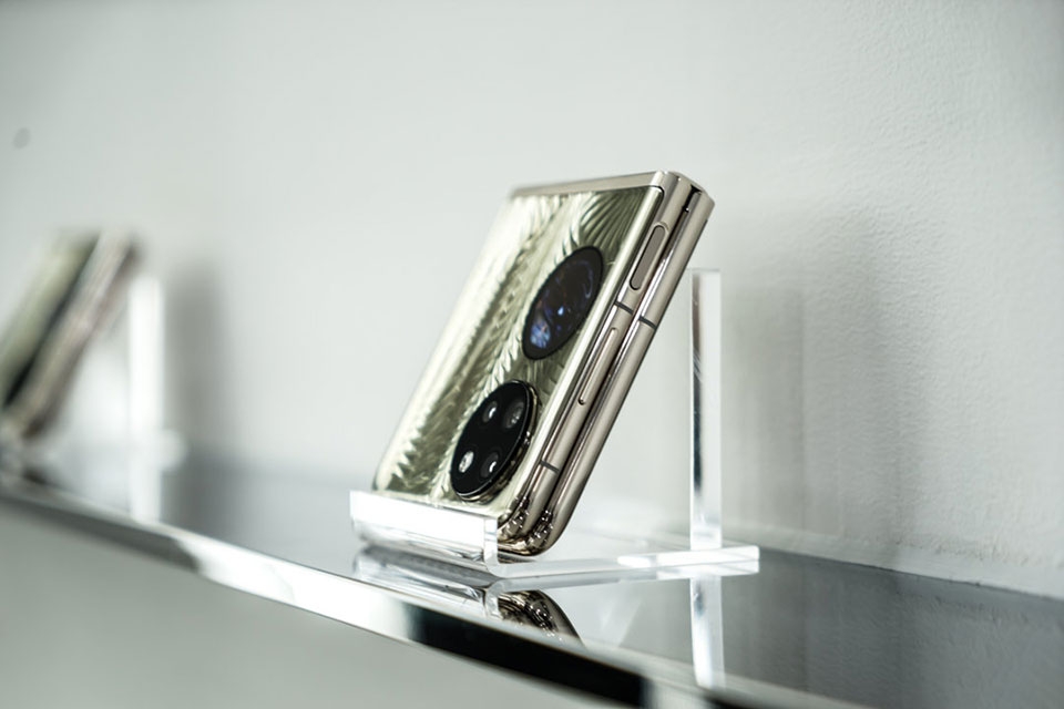 Huawei P50 Pocket - Ảnh 03 Huawei P50 Pocket - Ảnh 03