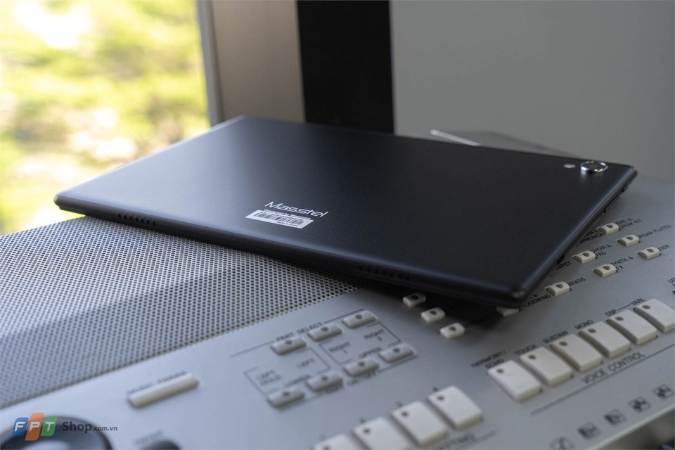 Chọn thiết bị học online cho trẻ, đừng bỏ qua Masstel Tab 10M 4G 9