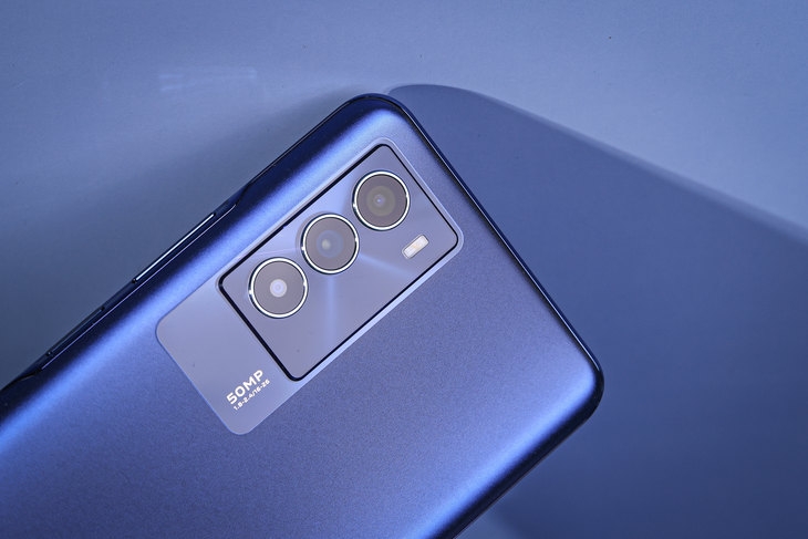 iQOO Neo5 SE - Ảnh 07