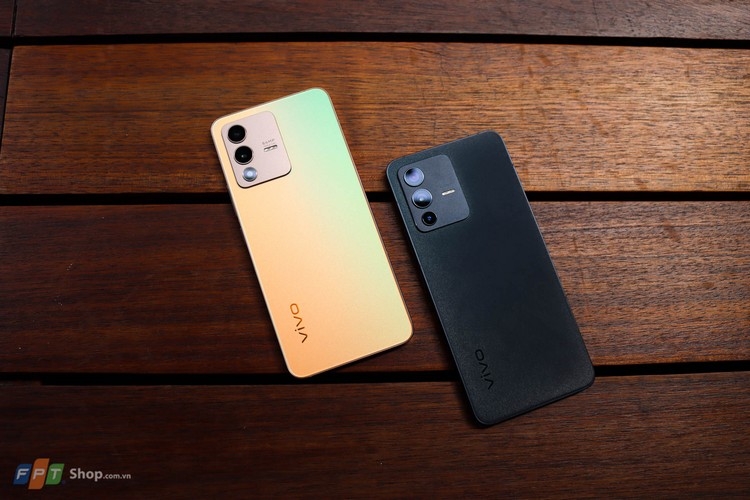 Hai phiên bản màu trên vivo V23 5G