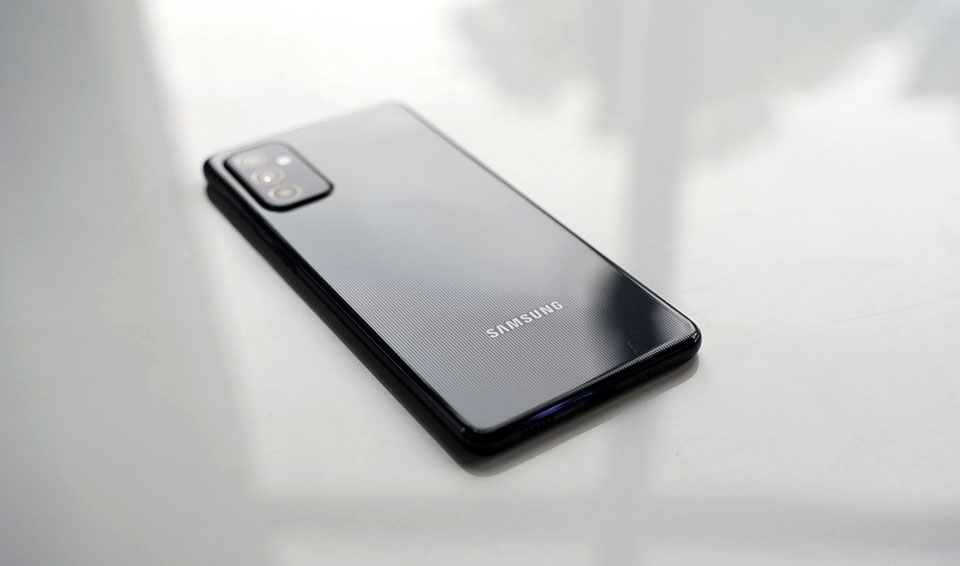 Samsung Galaxy M52 5G - Ảnh 01 Samsung Galaxy M52 5G - Ảnh 01