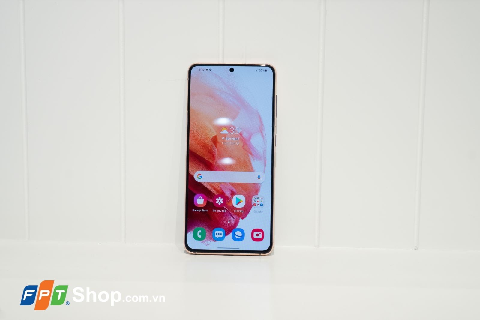 So sánh Samsung Galaxy S21 FE và Galaxy S21+: Nên mua điện thoại nào?
