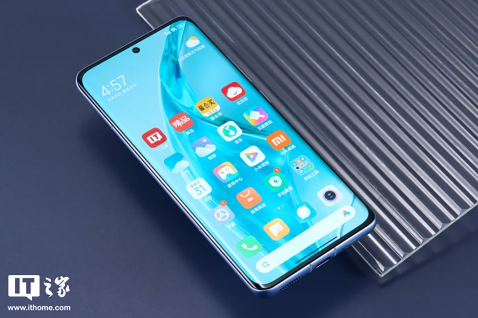 Xiaomi 12 (ảnh 2)
