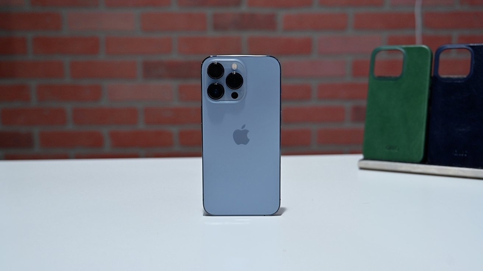 iPhone 13 Pro (ảnh 1)
