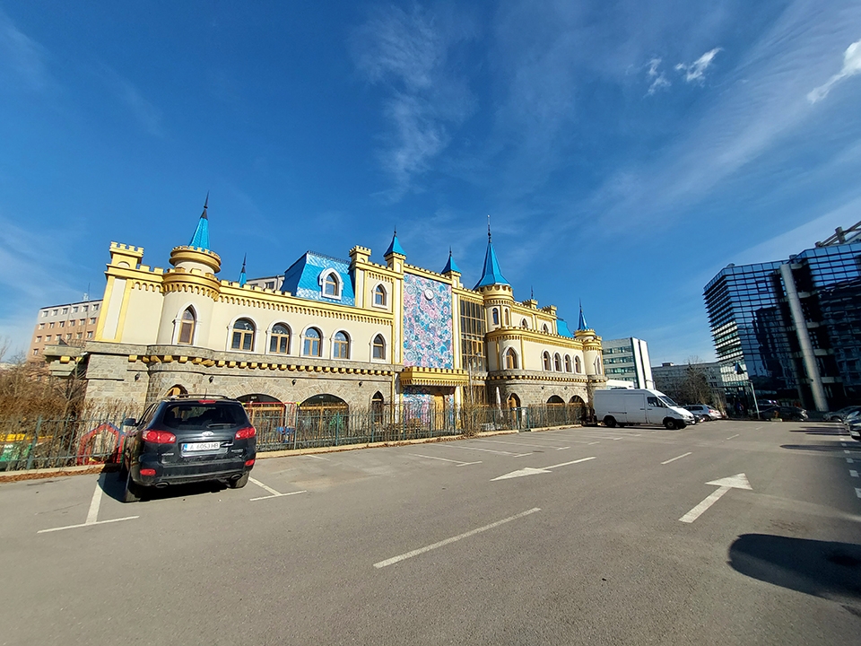 Khả năng chụp hình trên bộ ba camera 64MP Samsung Galaxy M52 5G như thế nào?