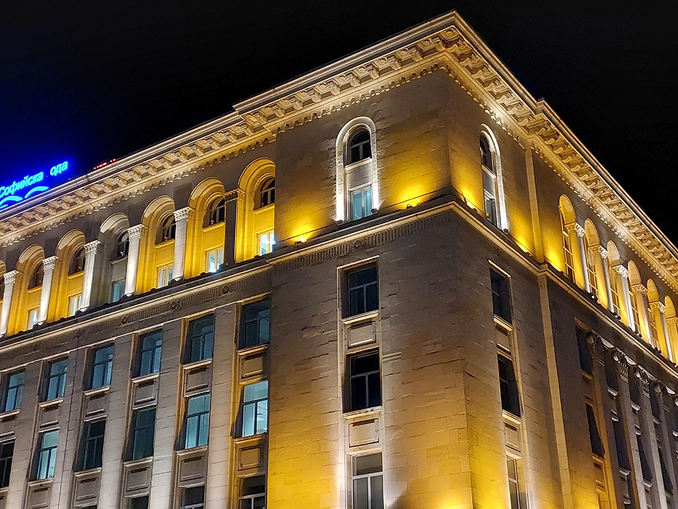 Khả năng chụp hình trên bộ ba camera 64MP Samsung Galaxy M52 5G như thế nào?