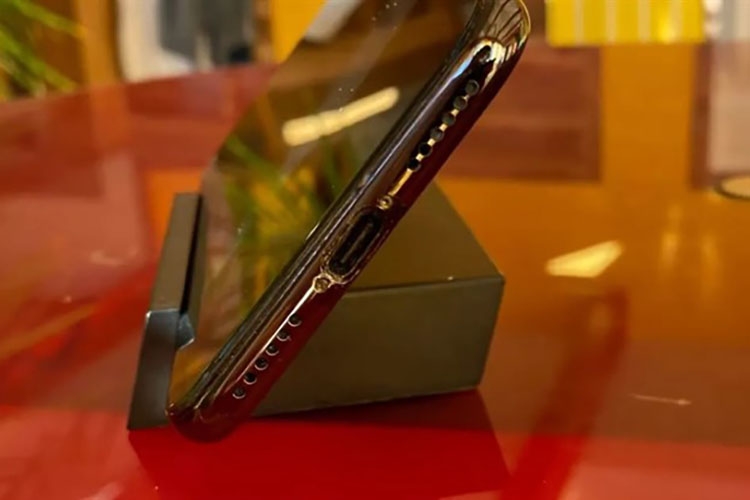 Chiếc iPhone thứ 2 có cổng sạc USB-C chỉ được bán với giá 3,000 USD