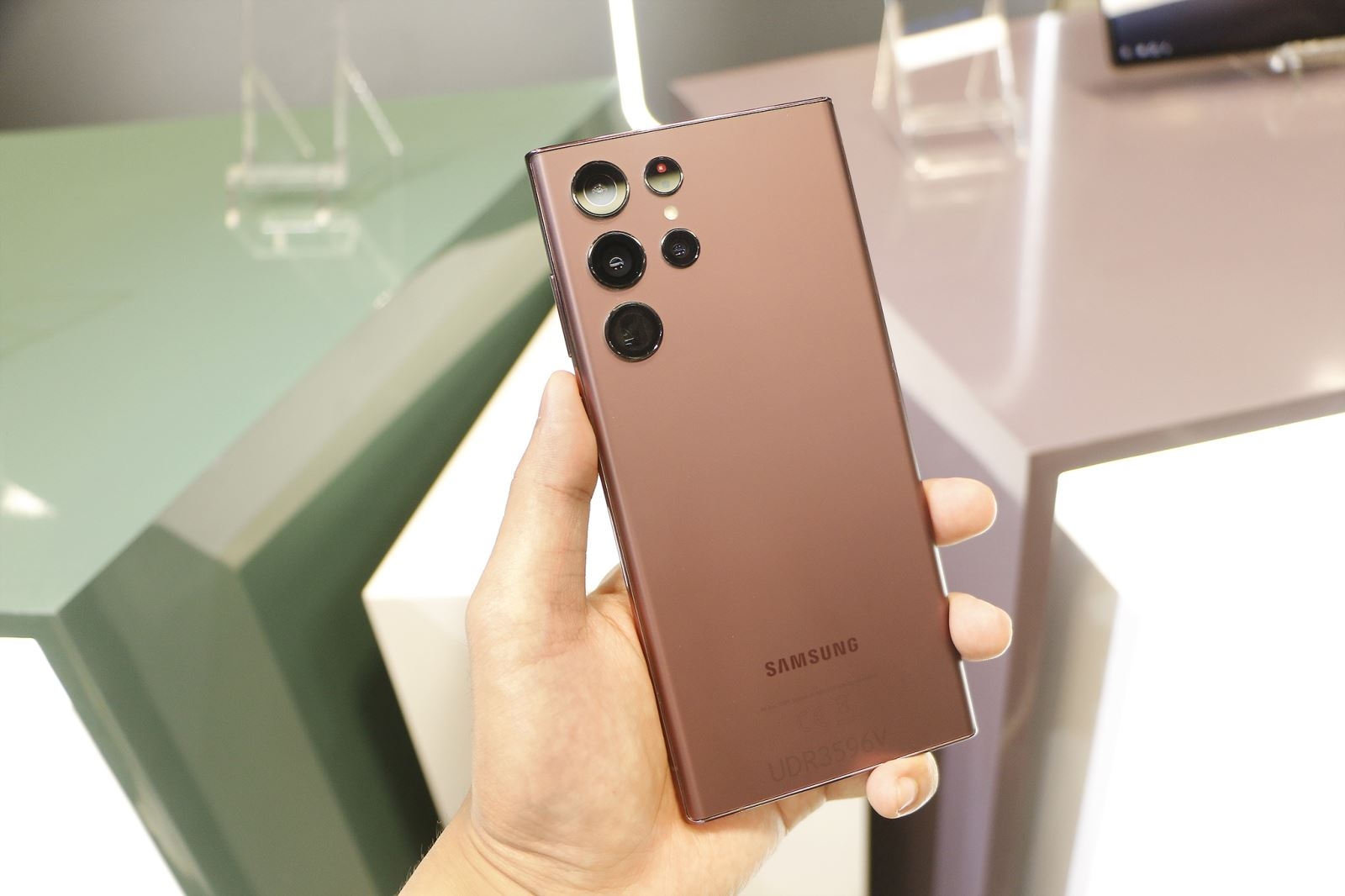 Samsung Galaxy S22 Ultra (2)