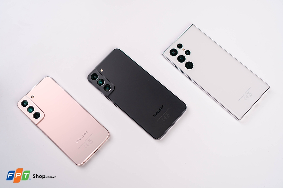 So sánh Samsung Galaxy S22, S22+ và S22 Ultra: Sự khác biệt là gì, bạn nên chọn điện thoại nào?