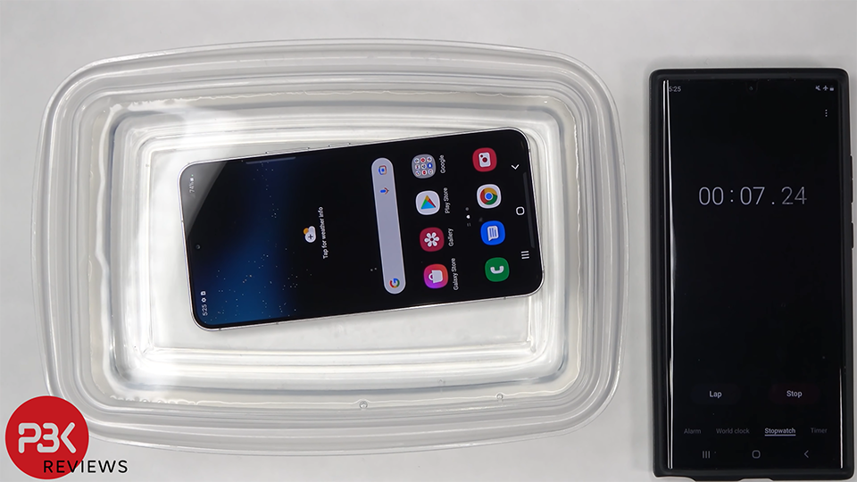 Kiểm tra độ bền Galaxy S22 (ảnh 1)