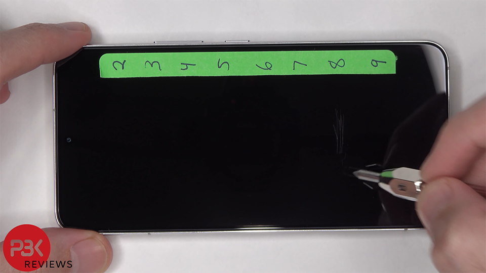 Kiểm tra độ bền Galaxy S22 (ảnh 2)