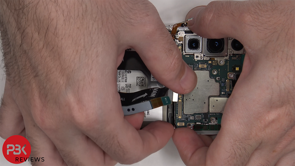 Tháo lắp Galaxy S22 (ảnh 3)