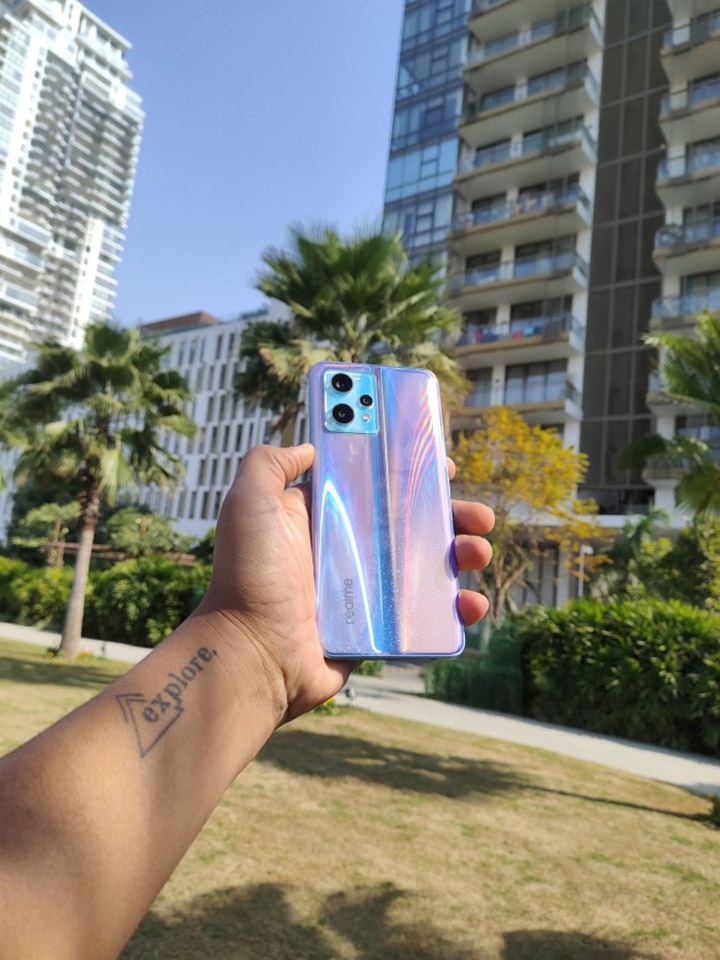 Ảnh thực tế Realme 9 Pro+ (ảnh 2) Ảnh thực tế Realme 9 Pro+ (ảnh 2)