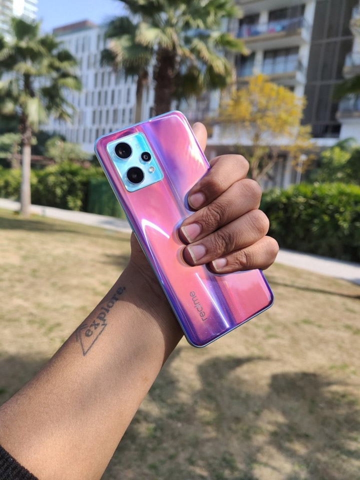 Ảnh thực tế Realme 9 Pro+ (ảnh 4) Ảnh thực tế Realme 9 Pro+ (ảnh 4)