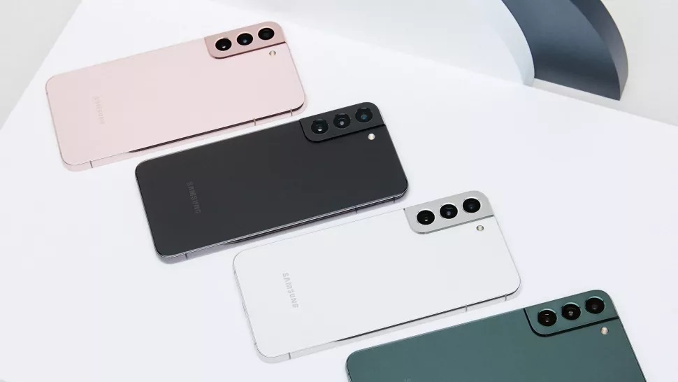 So sánh Samsung Galaxy S22+ và Galaxy S21+: Nên mua điện thoại nào?