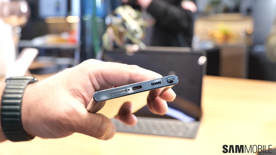 Tính năng Galaxy S22 Ultra (ảnh 1)