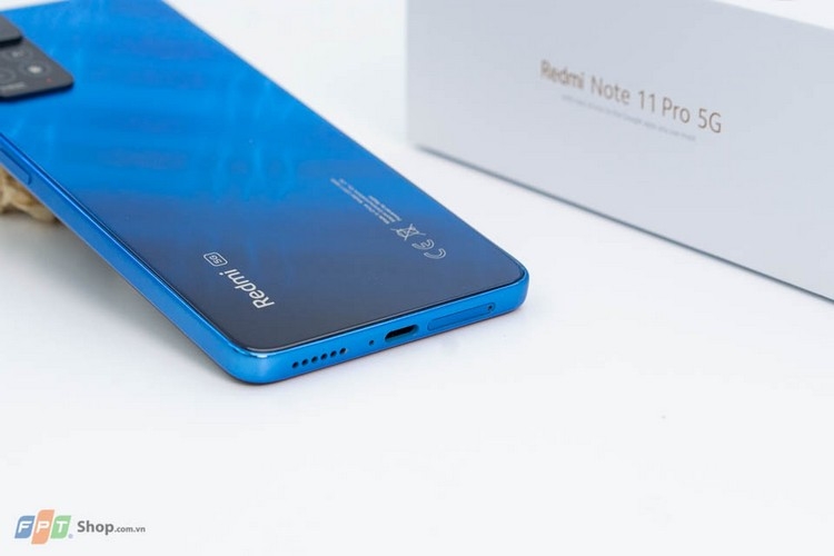 Mở hộp Redmi Note 11 Pro 5G (3)