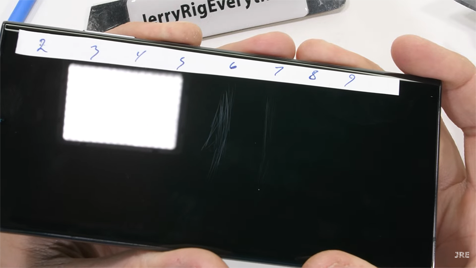 Tra tấn Galaxy S22 Ultra (ảnh 4) Tra tấn Galaxy S22 Ultra (ảnh 4)