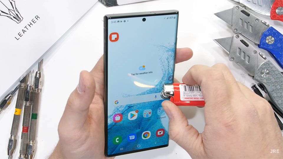 Tra tấn Galaxy S22 Ultra (ảnh 2) Tra tấn Galaxy S22 Ultra (ảnh 2)