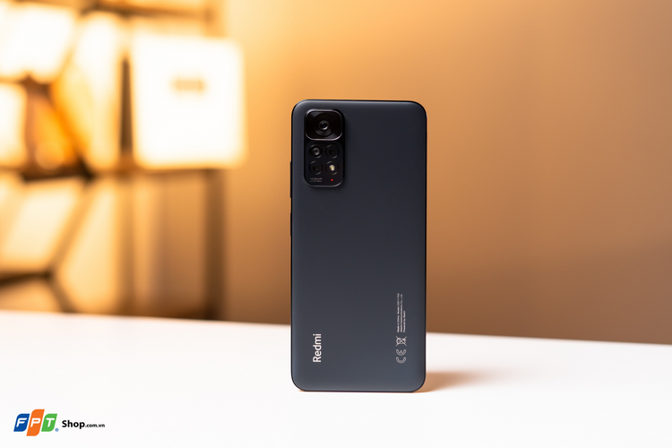 Mặt lưng Redmi Note 11S