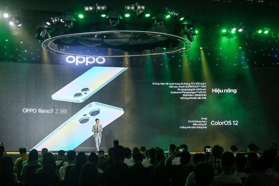 OPPO Reno7 và Reno7 Z ra mắt tại VN: Chuyên gia nhiếp ảnh chân dung, giá từ 10.49 triệu đồng