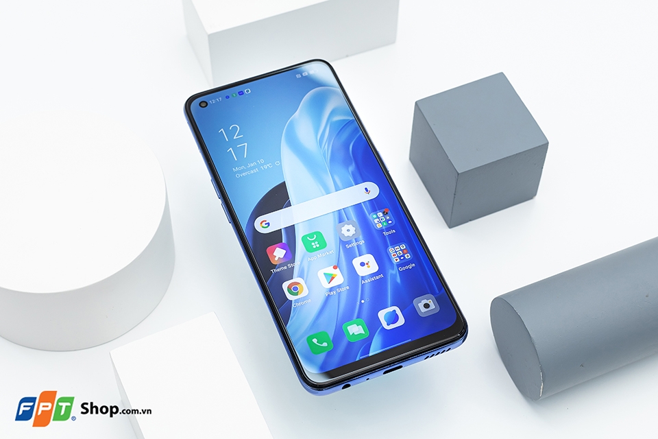 Trên tay OPPO Reno7: Thiết kế mới, sạc siêu tốc 65W, Dimensity 900, giá không đổi so với Reno6