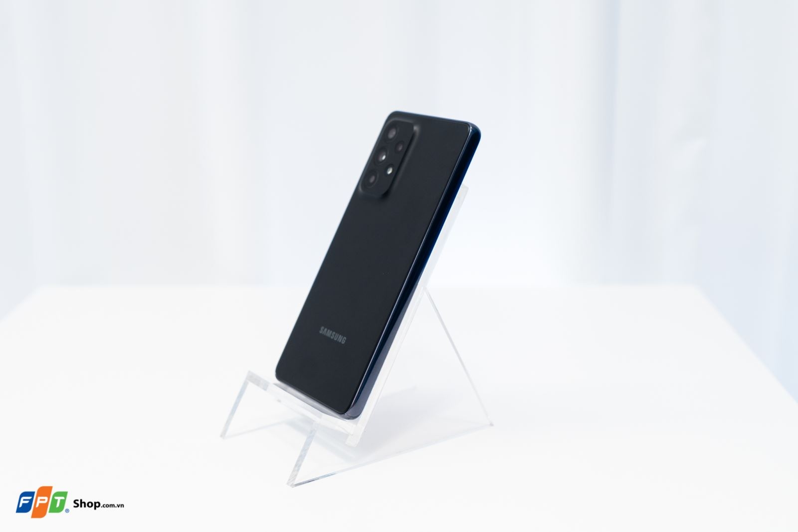 Trên tay Samsung Galaxy A53 5G: Màn hình 120Hz, thiết kế tươi trẻ, Exynos 1280, giá từ 9.9 triệu đồng