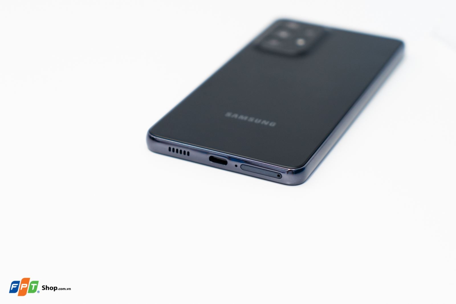 Trên tay Samsung Galaxy A53 5G: Màn hình 120Hz, thiết kế tươi trẻ, Exynos 1280, giá từ 9.9 triệu đồng